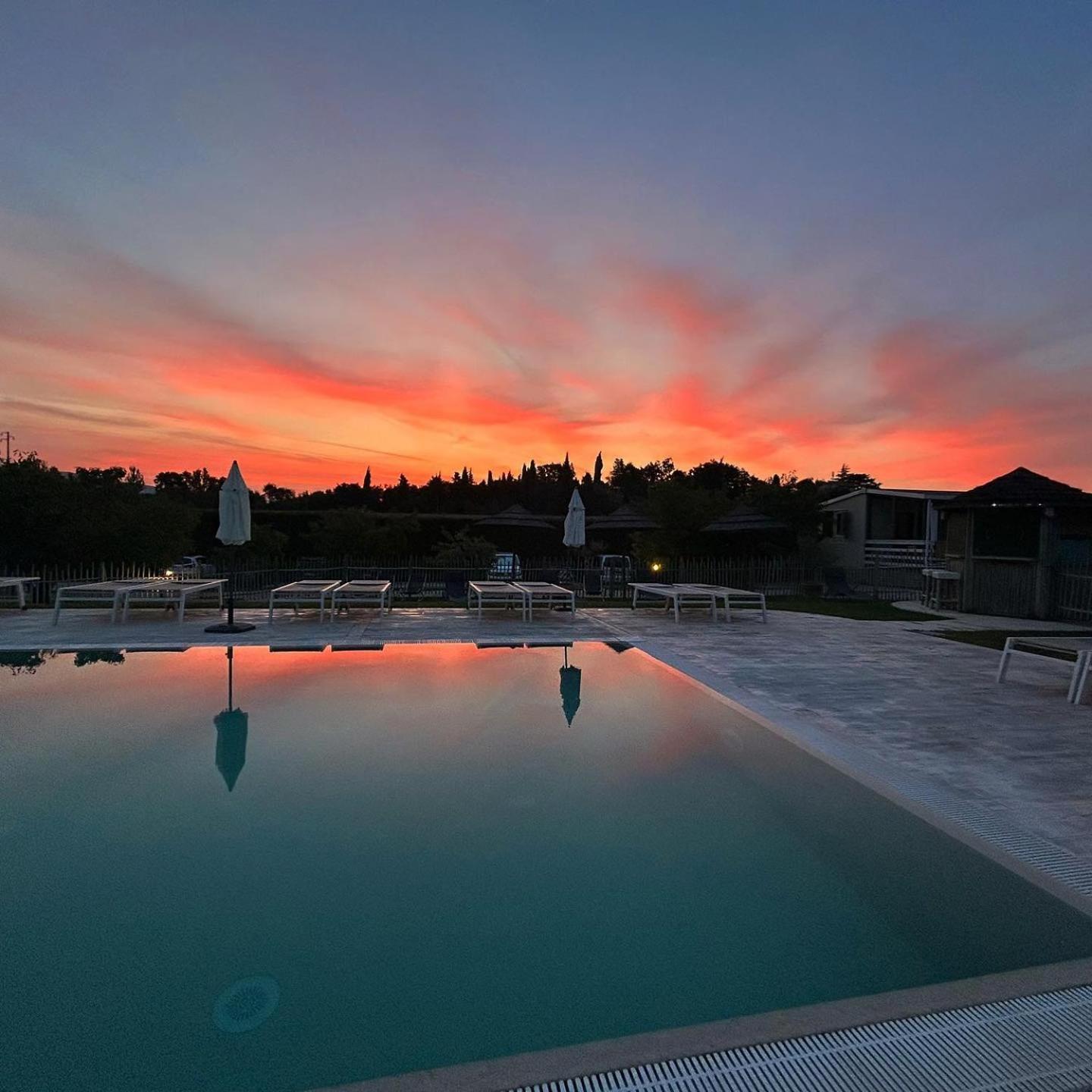 Agriturismo & Agricamping Serena ปาสเตร็งโก ภายนอก รูปภาพ